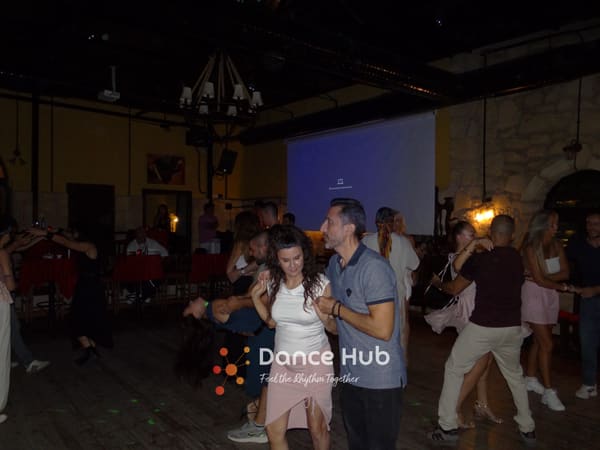 DANCEHUB-004693.jpg