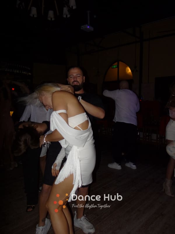 DANCEHUB-004699.jpg