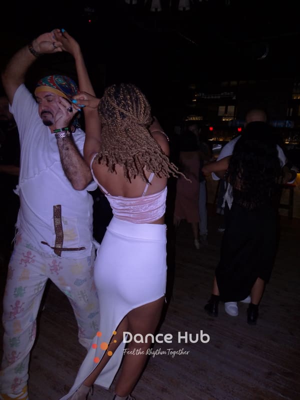 DANCEHUB-004700.jpg