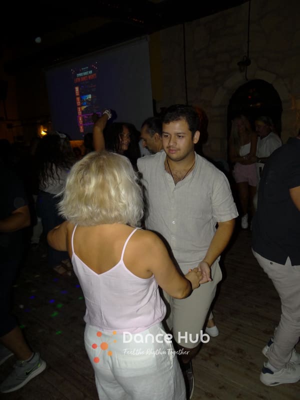 DANCEHUB-004756.jpg