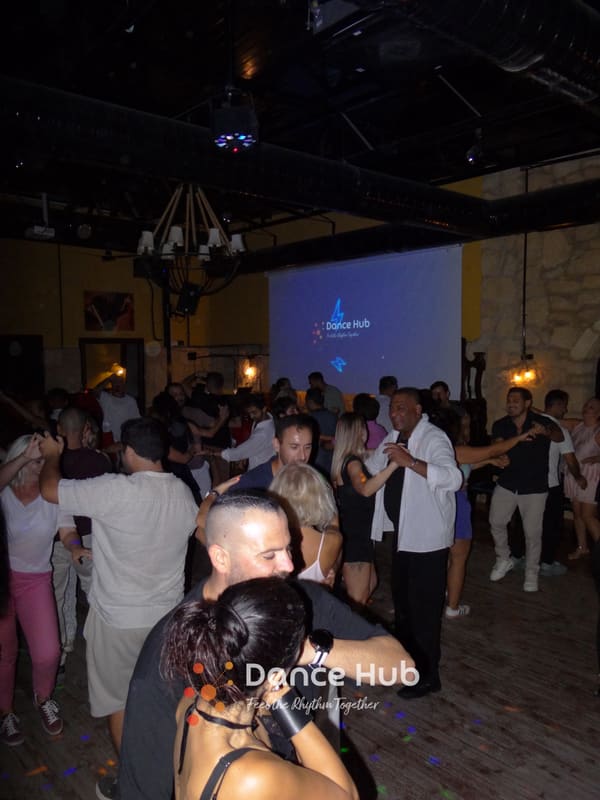 DANCEHUB-004776.jpg