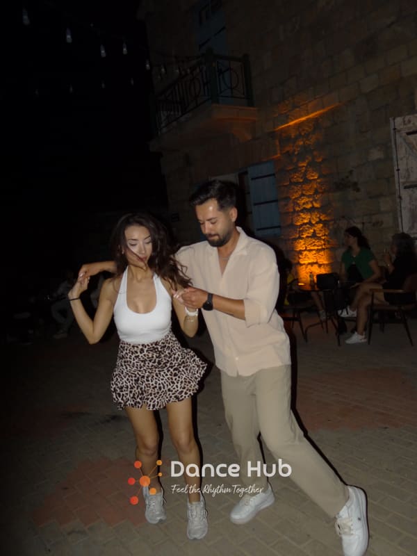 DANCEHUB-000907.jpg