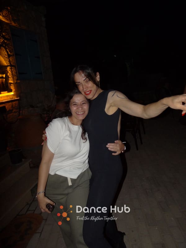 DANCEHUB-000921.jpg