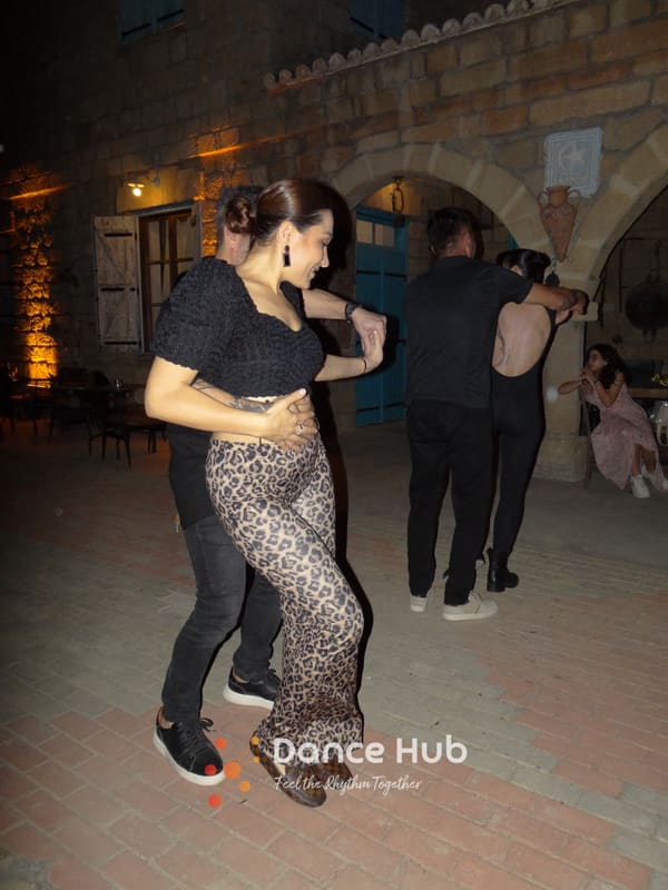 DANCEHUB-000938.jpg