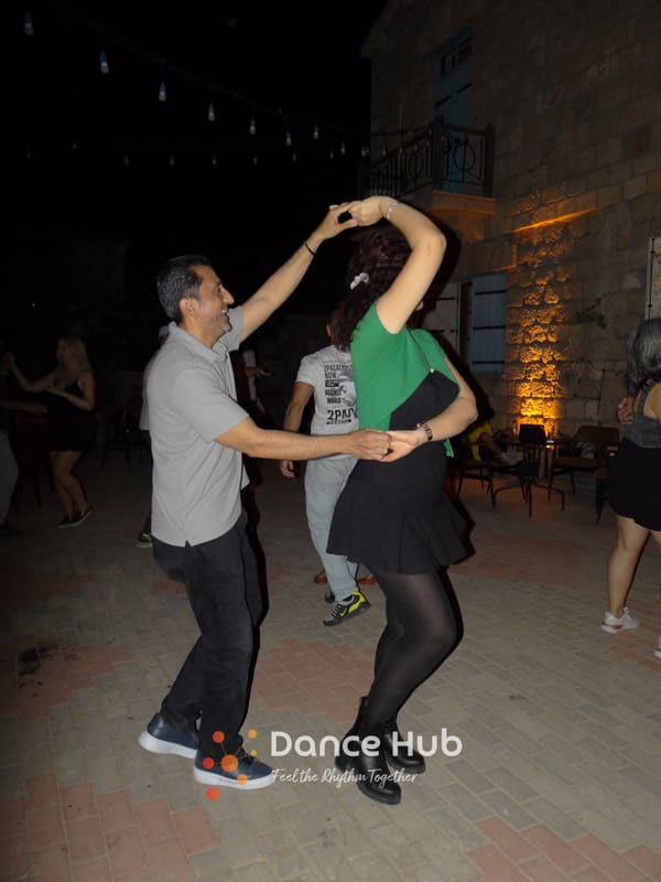 DANCEHUB-000942.jpg