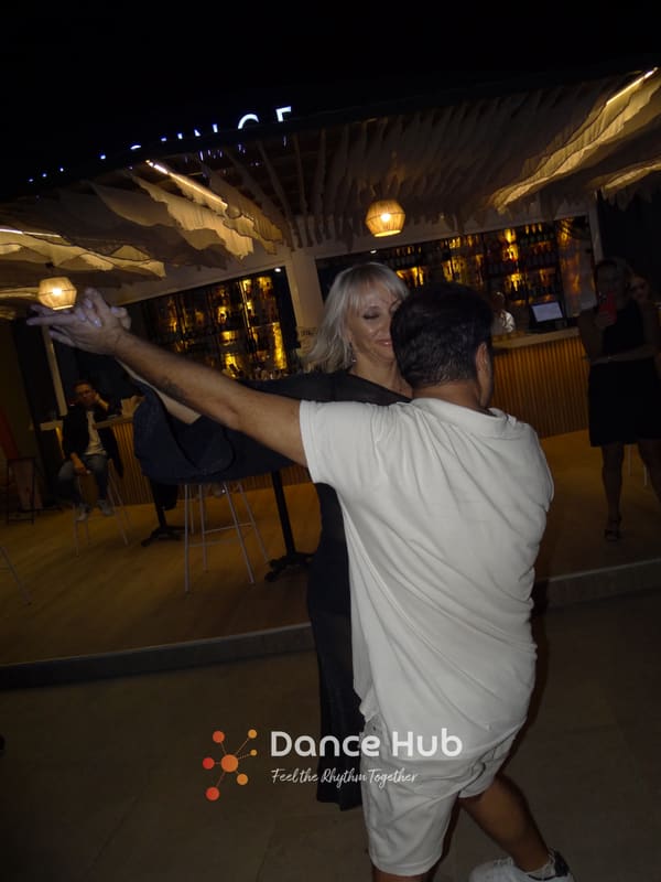 DANCEHUB-005582.jpg