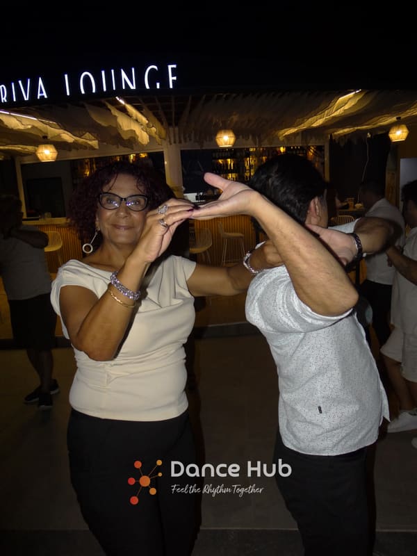DANCEHUB-005608.jpg