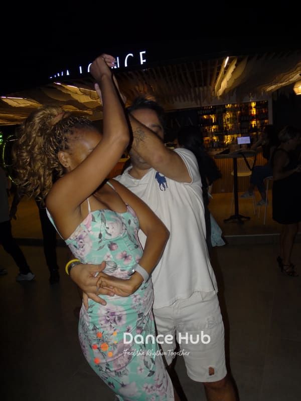 DANCEHUB-005615.jpg