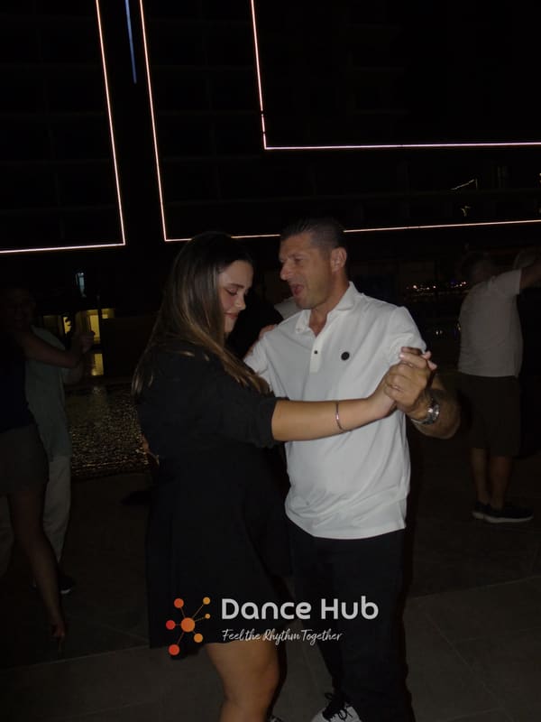 DANCEHUB-005619.jpg