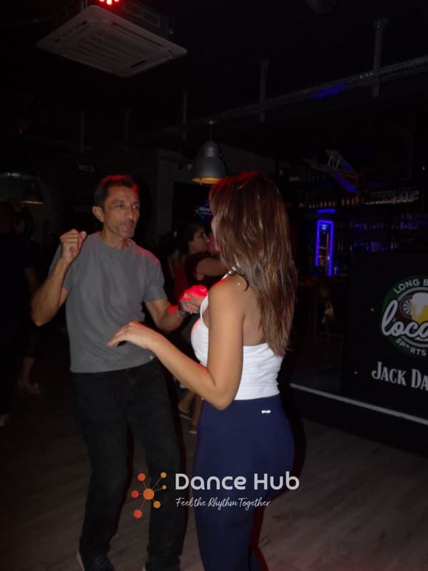 DANCEHUB-004833.jpg