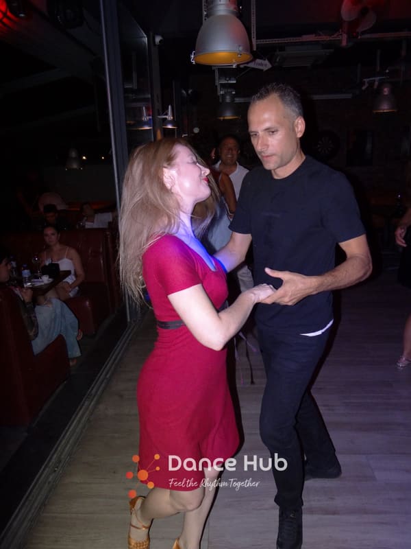 DANCEHUB-004851.jpg