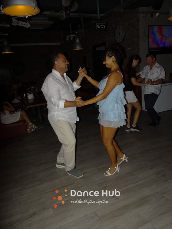 DANCEHUB-004853.jpg