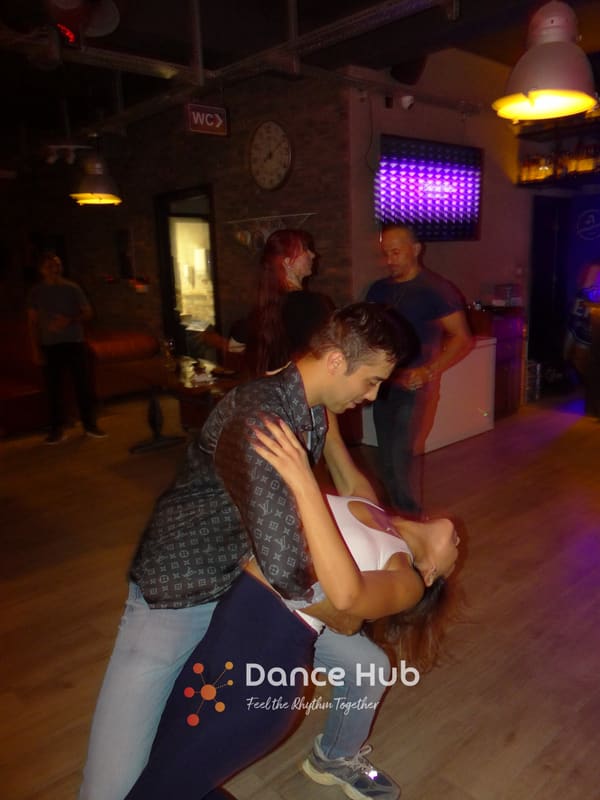 DANCEHUB-004881.jpg