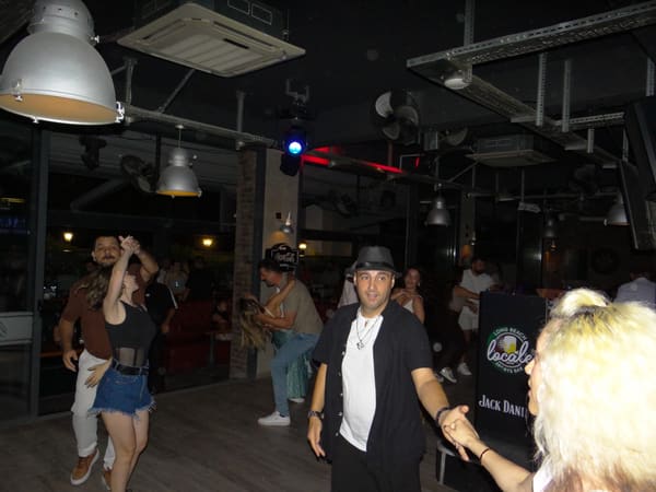 DANCEHUB-001009.jpg