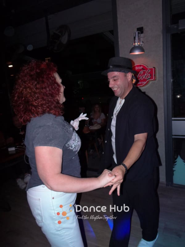DANCEHUB-001022.jpg