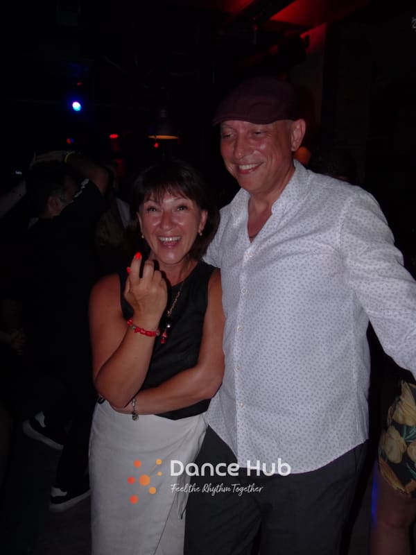 DANCEHUB-001030.jpg