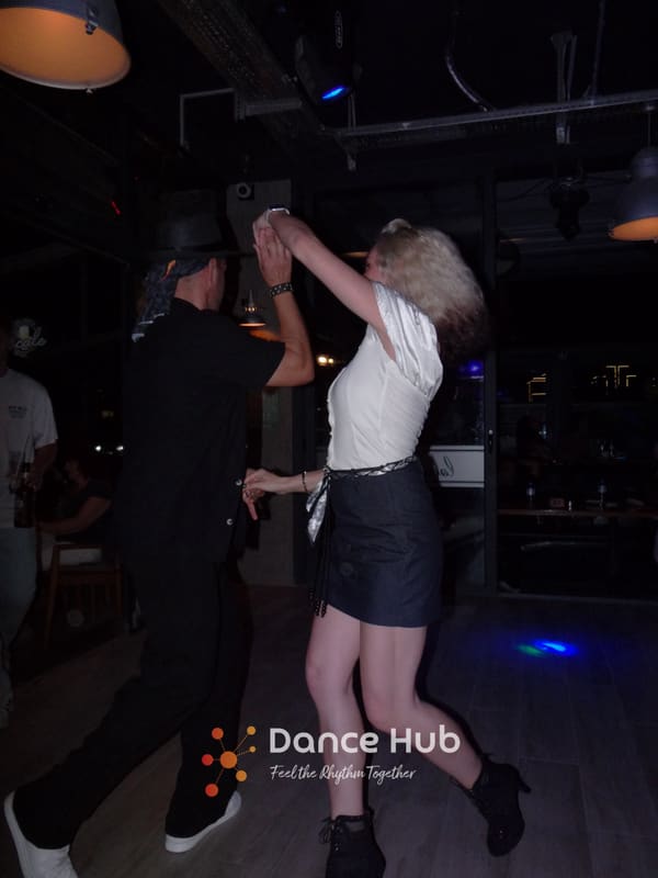 DANCEHUB-001049.jpg