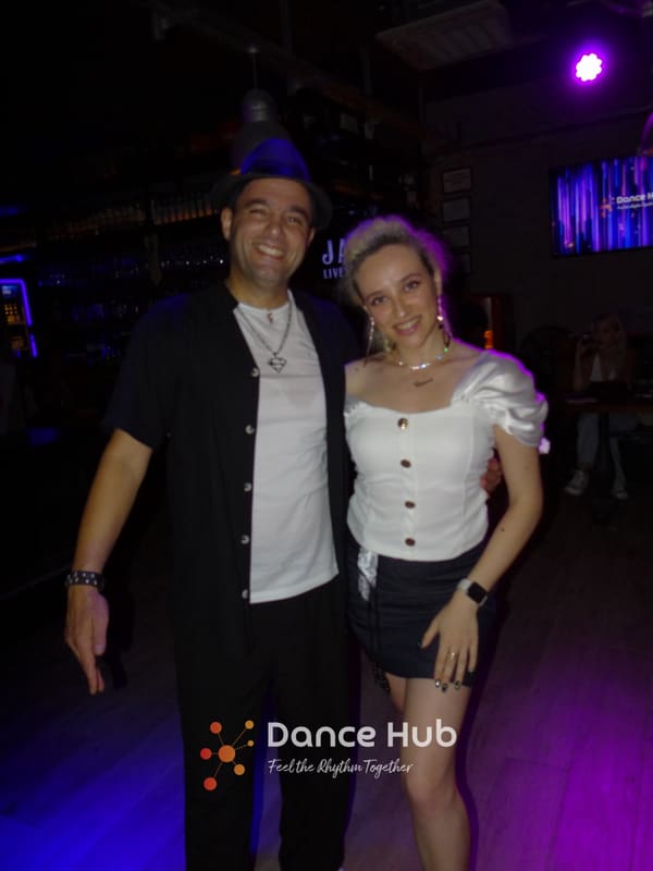 DANCEHUB-001083.jpg
