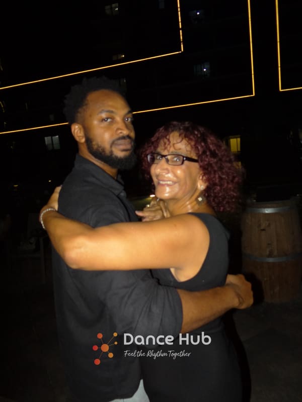 DANCEHUB-003690.jpg