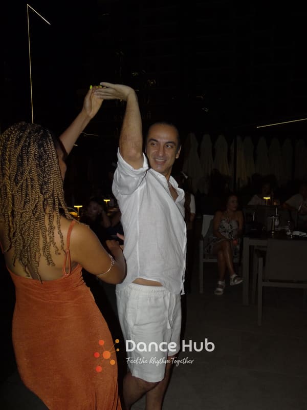 DANCEHUB-003691.jpg