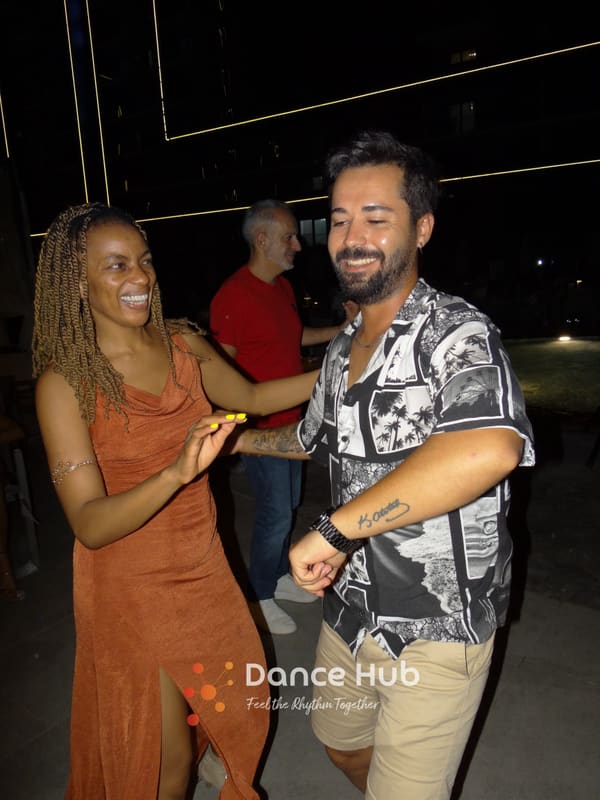 DANCEHUB-003708.jpg