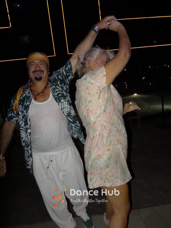 DANCEHUB-003709.jpg