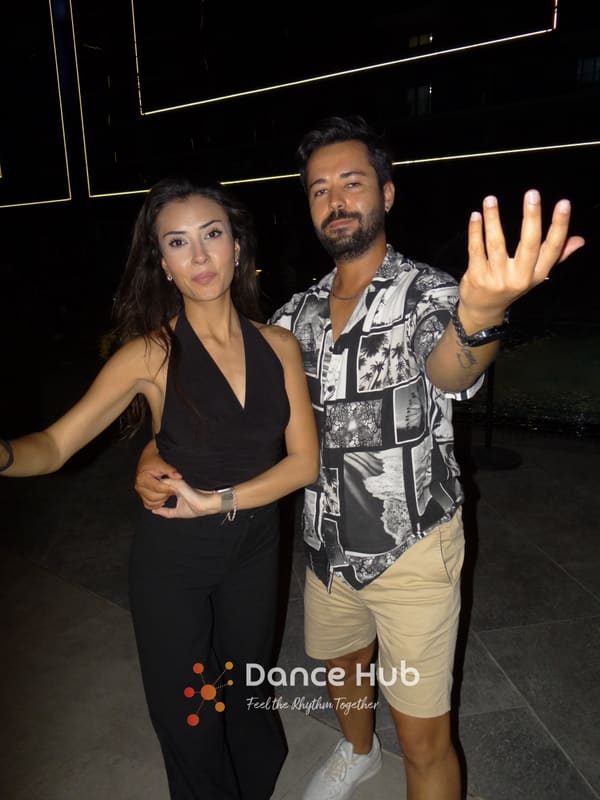 DANCEHUB-003761.jpg