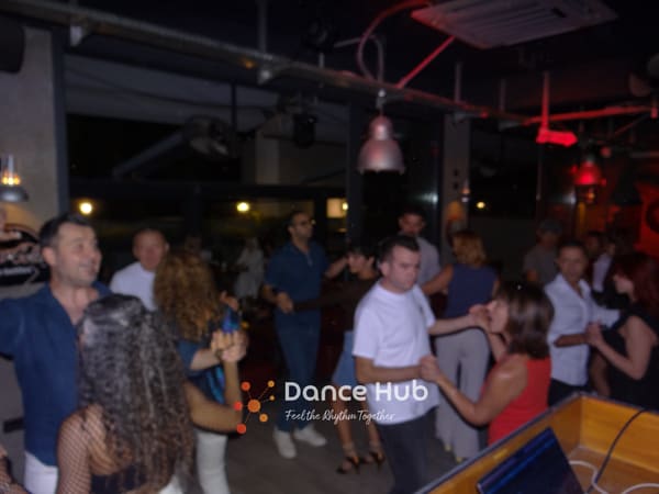 DANCEHUB-005813.jpg
