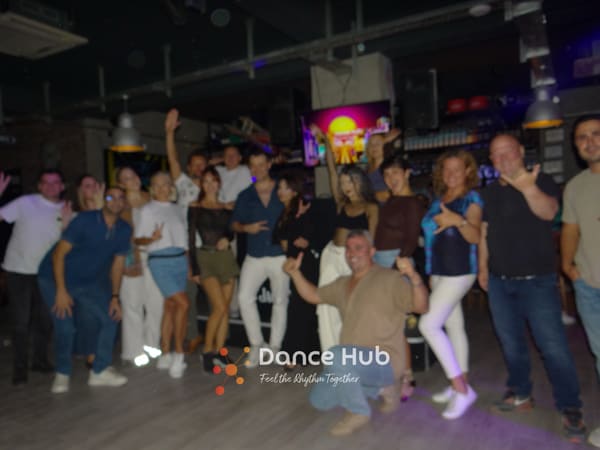 DANCEHUB-005816.jpg