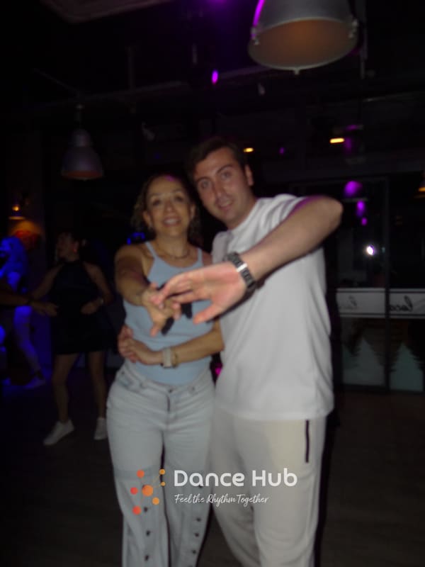 DANCEHUB-005840.jpg