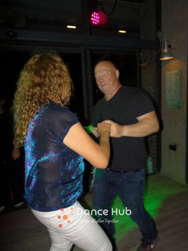 DANCEHUB-005873.jpg