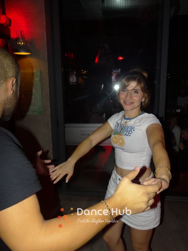 DANCEHUB-005886.jpg