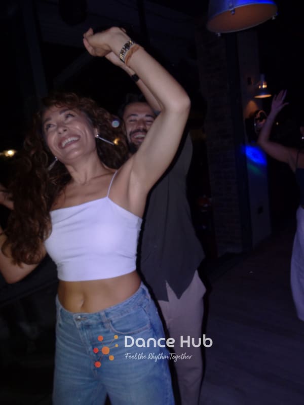 DANCEHUB-005896.jpg