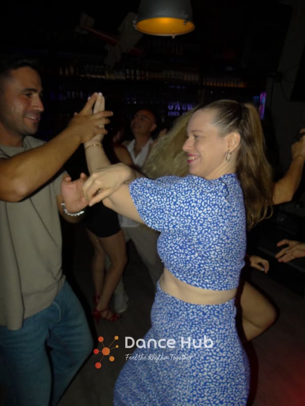 DANCEHUB-005904.jpg