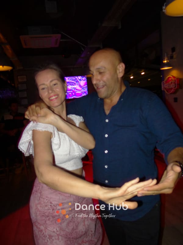 DANCEHUB-002350.jpg