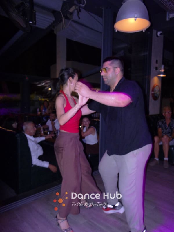 DANCEHUB-002381.jpg