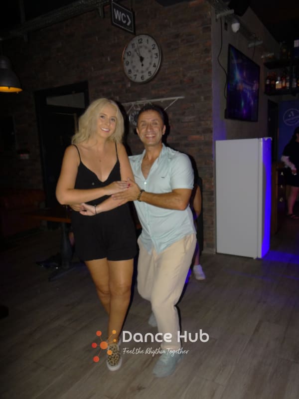 DANCEHUB-002382.jpg