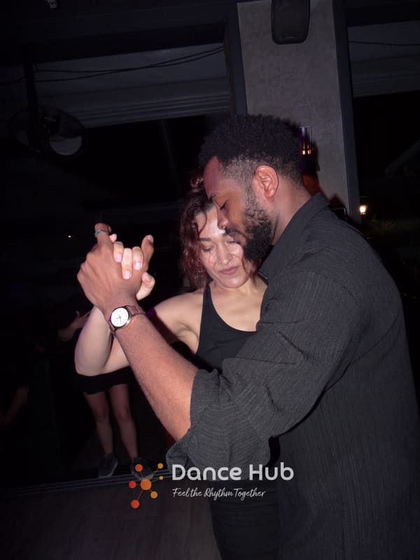 DANCEHUB-002424.jpg