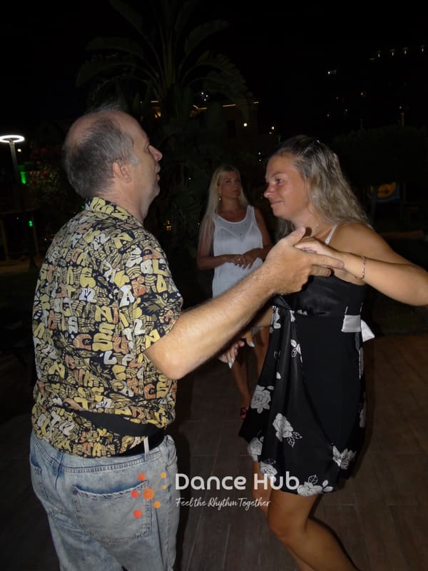 DANCEHUB-003789.jpg