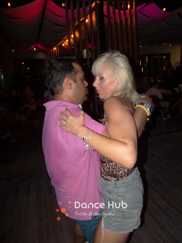 DANCEHUB-003800.jpg