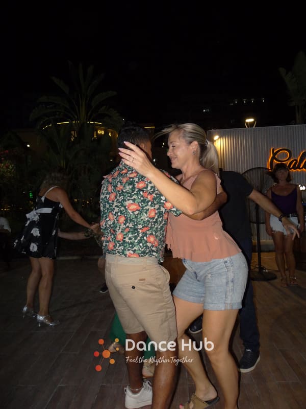 DANCEHUB-003804.jpg