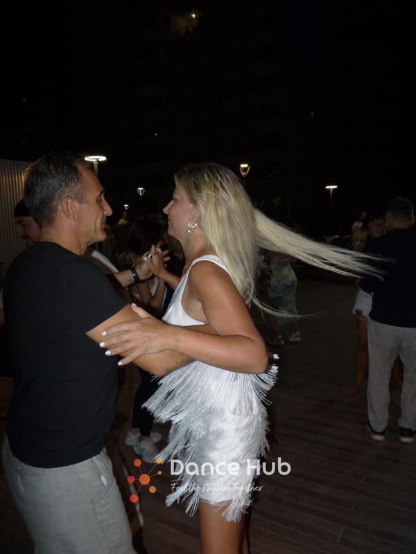 DANCEHUB-003809.jpg