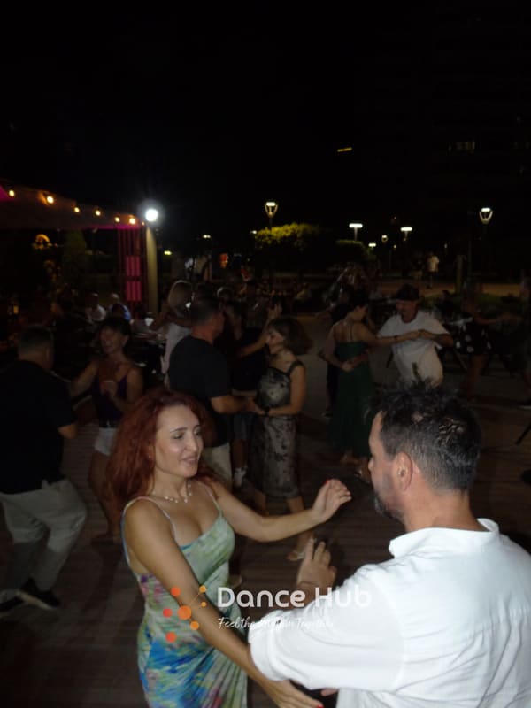 DANCEHUB-003814.jpg