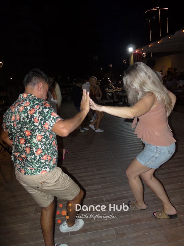 DANCEHUB-003839.jpg