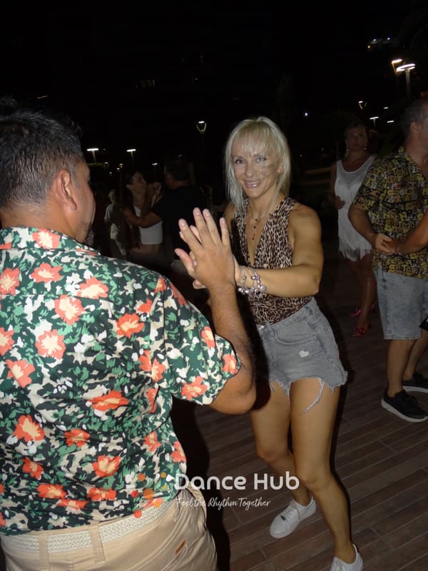 DANCEHUB-003847.jpg