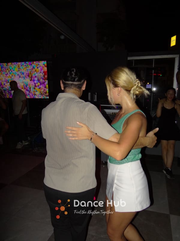 DANCEHUB-003900.jpg