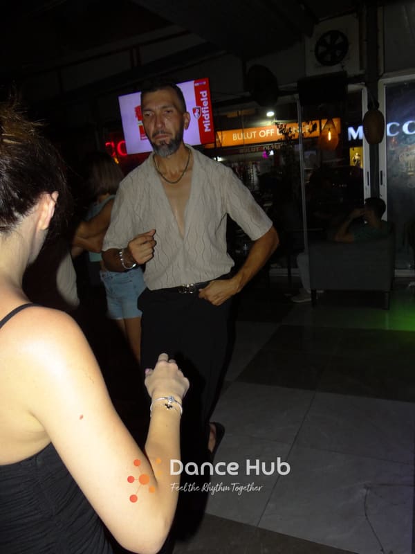 DANCEHUB-003924.jpg