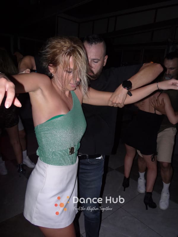 DANCEHUB-003938.jpg