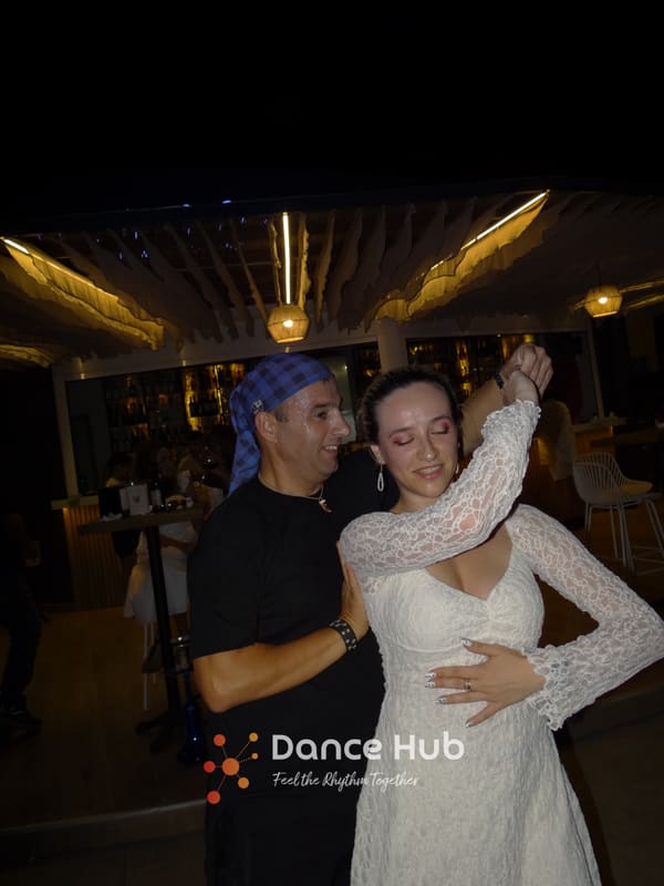DANCEHUB-002500.jpg