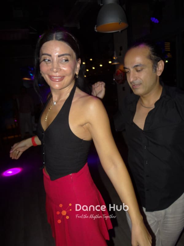DANCEHUB-003946.jpg